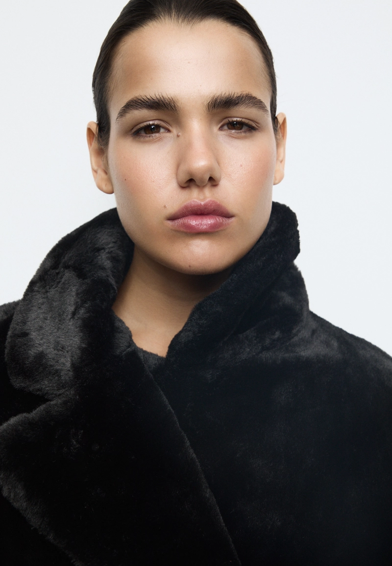 Двубортная куртка из искусственного меха