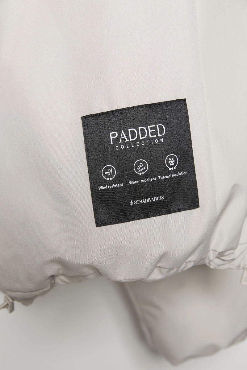 Стеганая куртка оверсайз с капюшоном