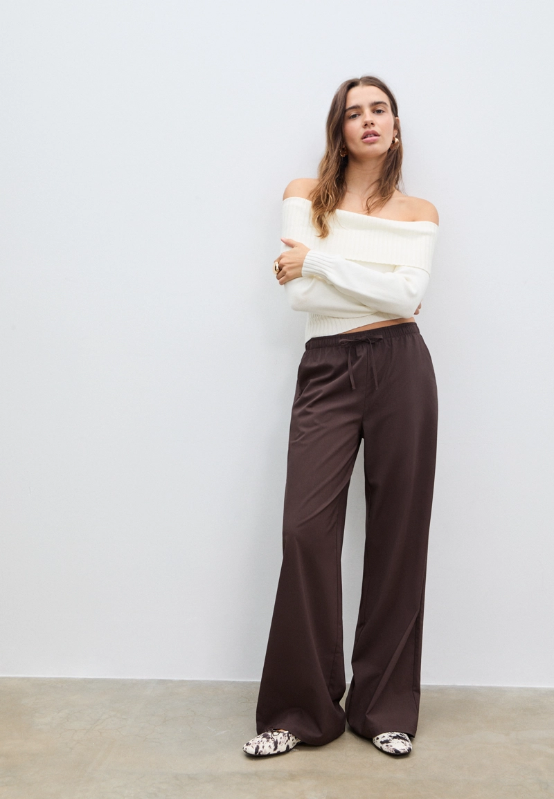 Длинные струящиеся нарядные брюки