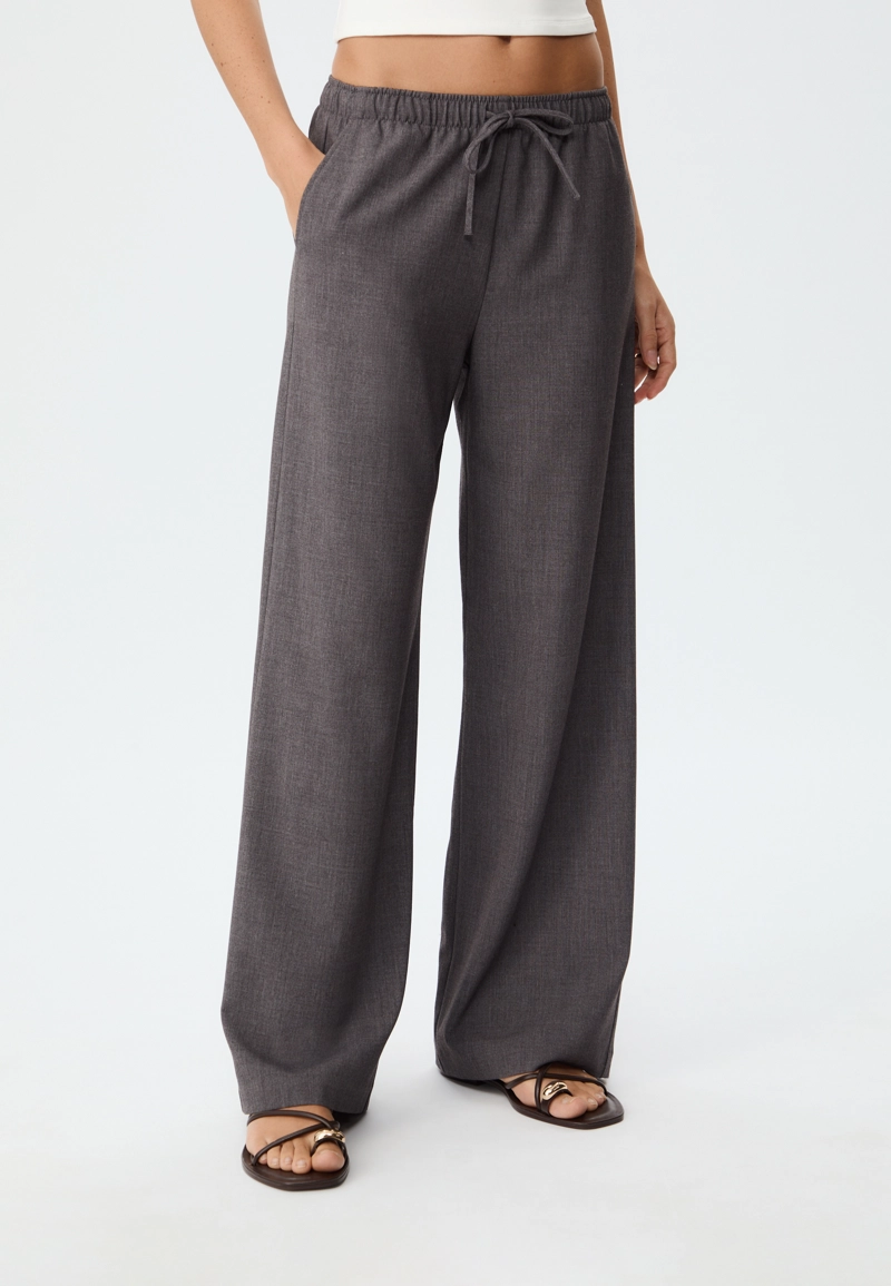 Длинные струящиеся нарядные брюки