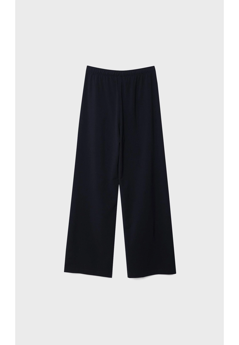 Длинные струящиеся нарядные брюки