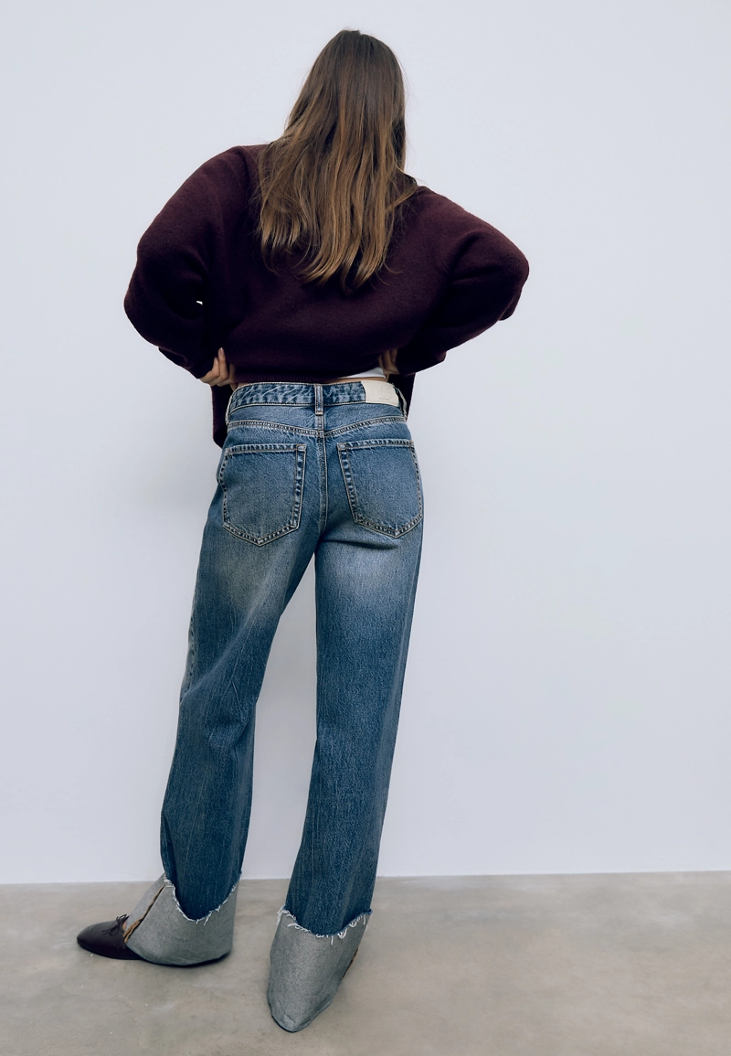 Прямые джинсы D65 с отворотом