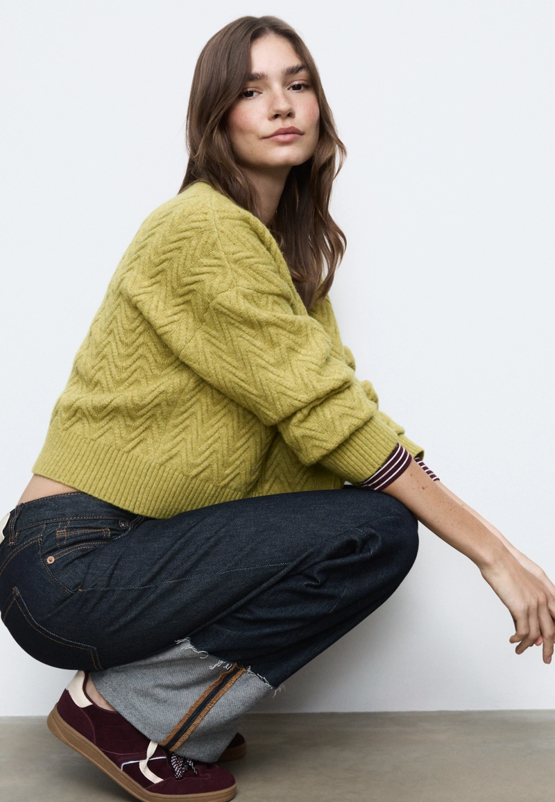 Прямые джинсы D65 с отворотами