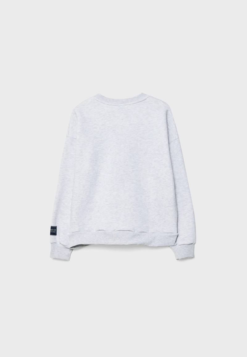 Толстовка с вышивкой