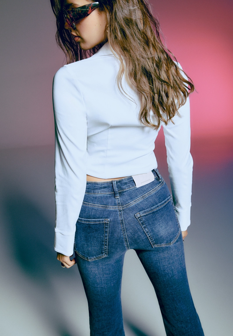 Джинсы-клеш с разрезами D74