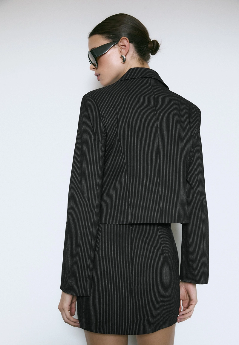 Укороченный пиджак в полоску