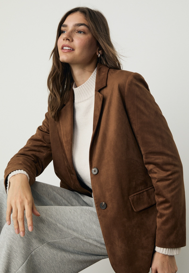 Пиджак из искусственной замши стандартной длины