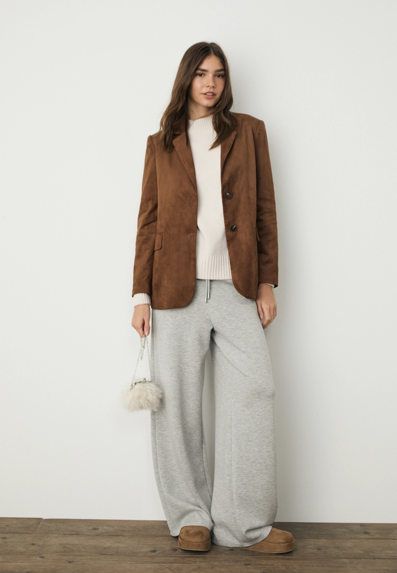 Пиджак из искусственной замши стандартной длины