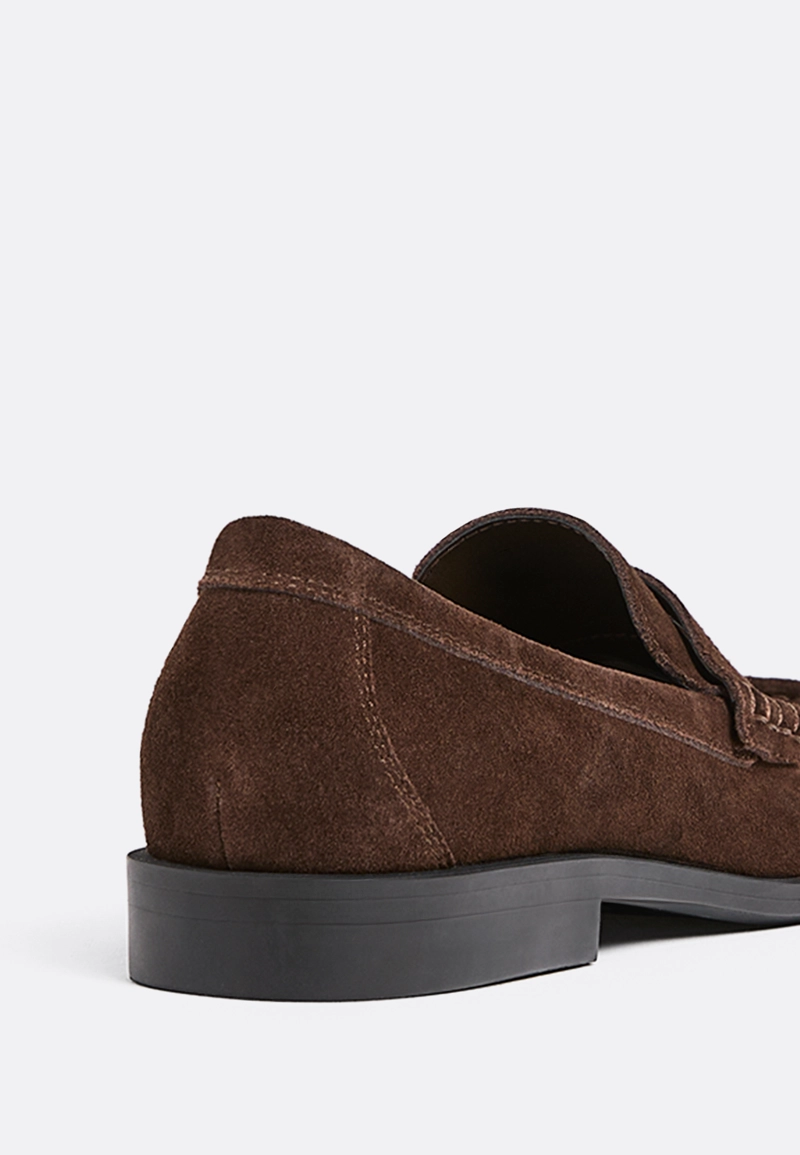 Кожаные лоферы на тонкой подошве