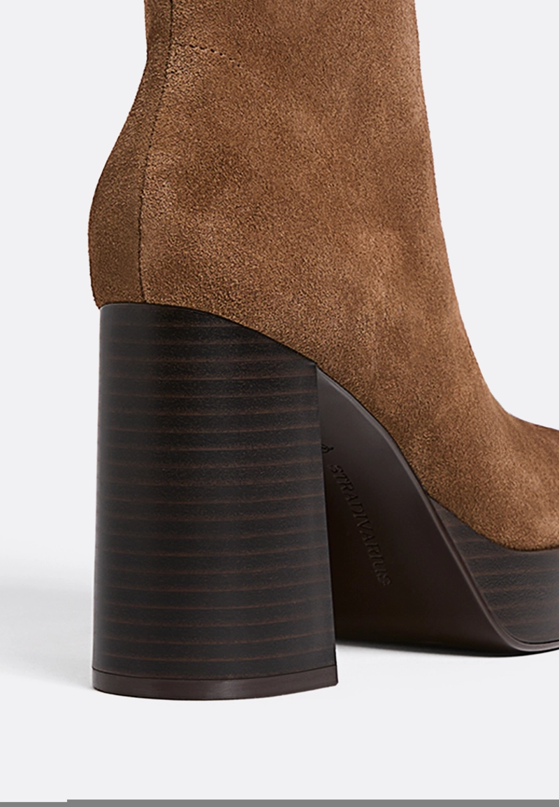 Кожаные ботильоны на каблуке