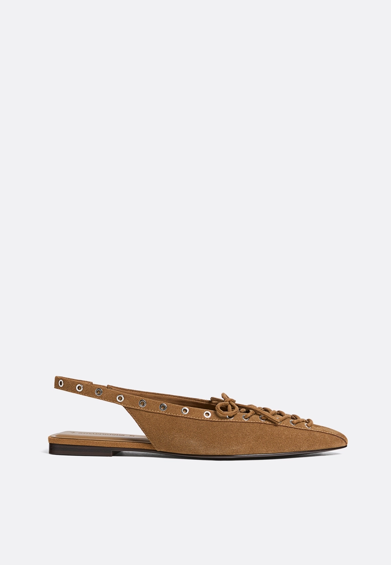 Кожаные балетки со шнуровкой