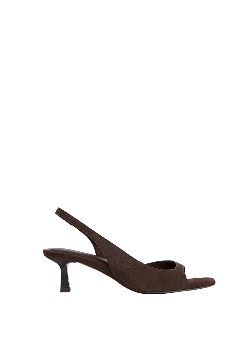 Кожаные босоножки на каблуке