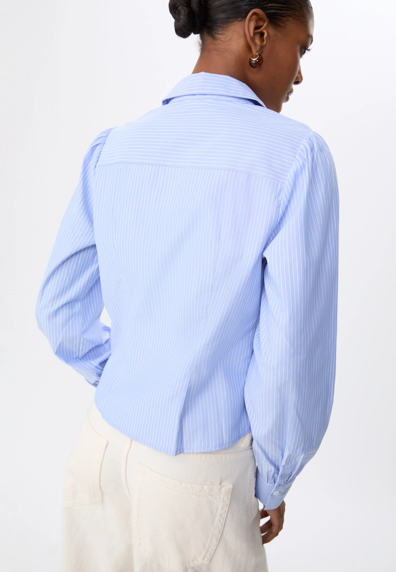 Базовая рубашка в полоску из поплина с рукавами-буфами