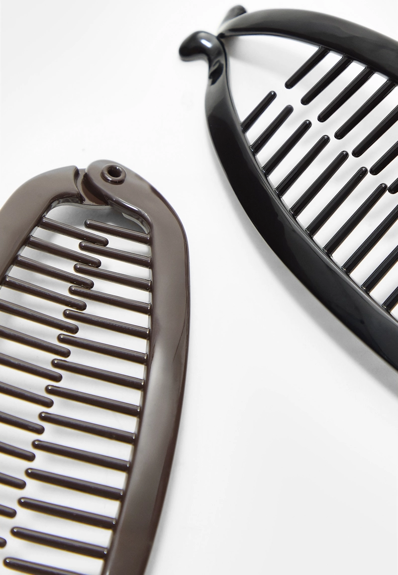 Набор из 2 банановых заколок для меха