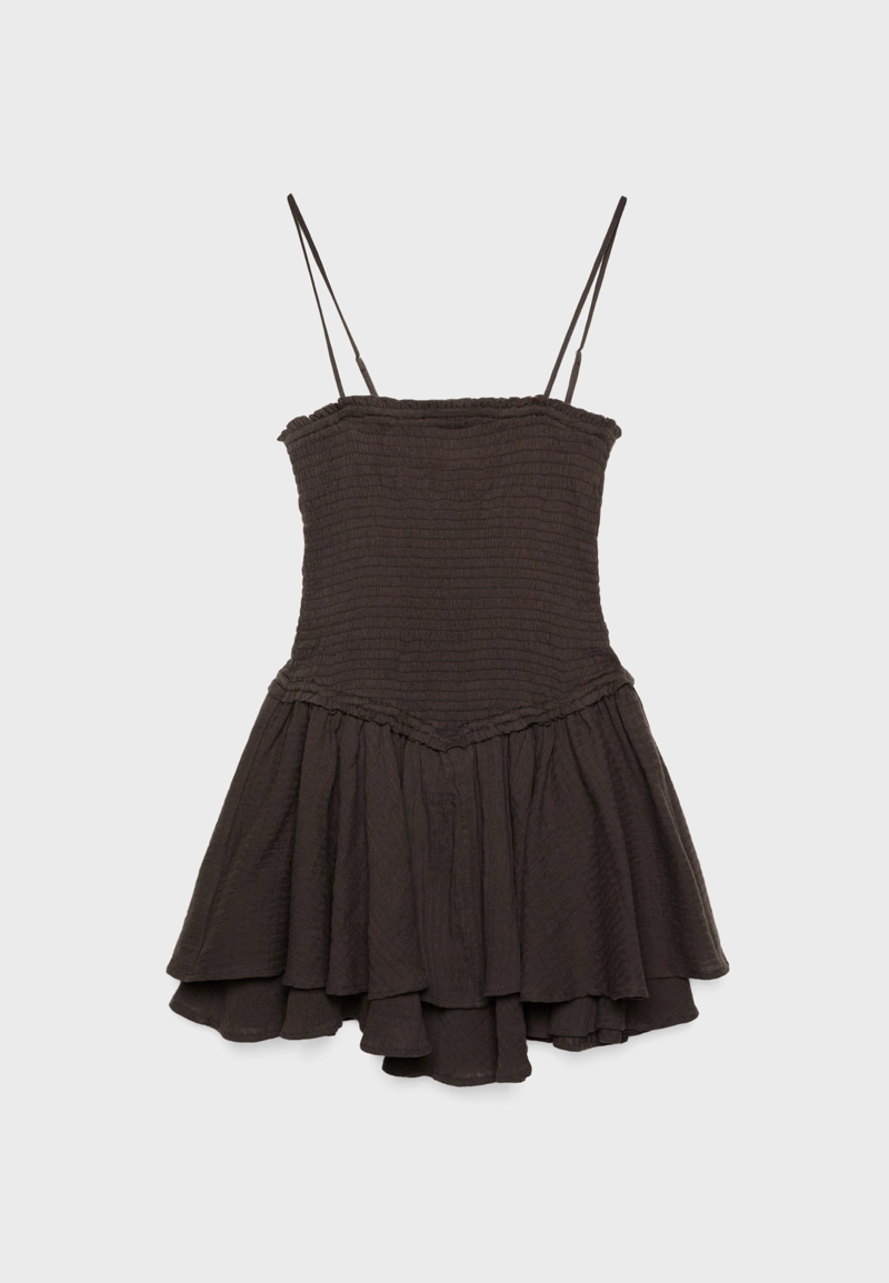 Короткое платье с воланами