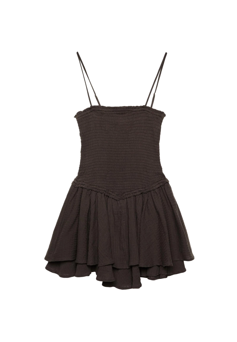 Короткое платье с воланами