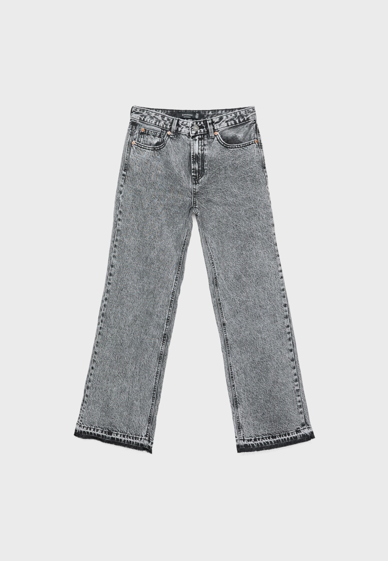 Джинсы прямого кроя