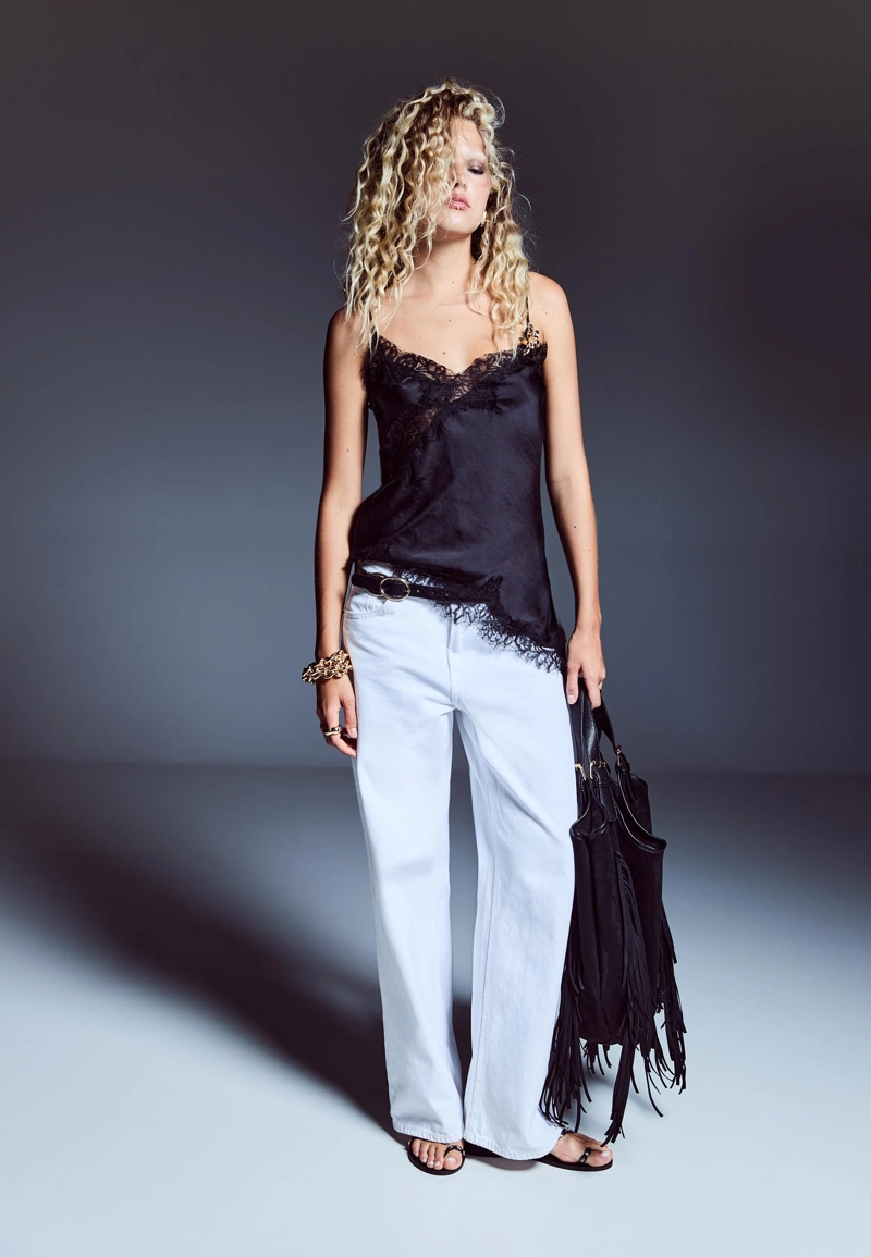 Асимметричный топ в бельевом стиле с кружевом