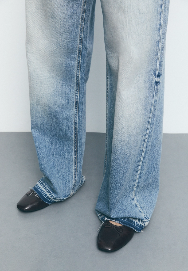 Джинсы D91 свободного кроя с низкой посадкой