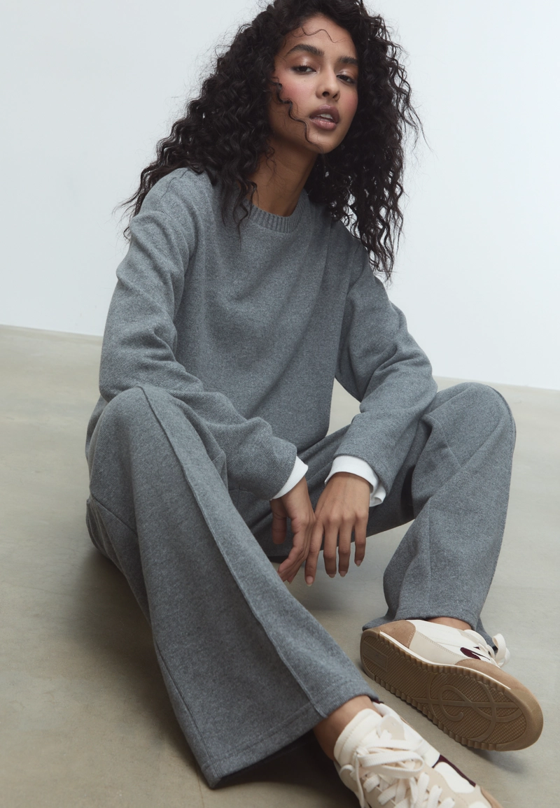 Трикотажные брюки со стрелками