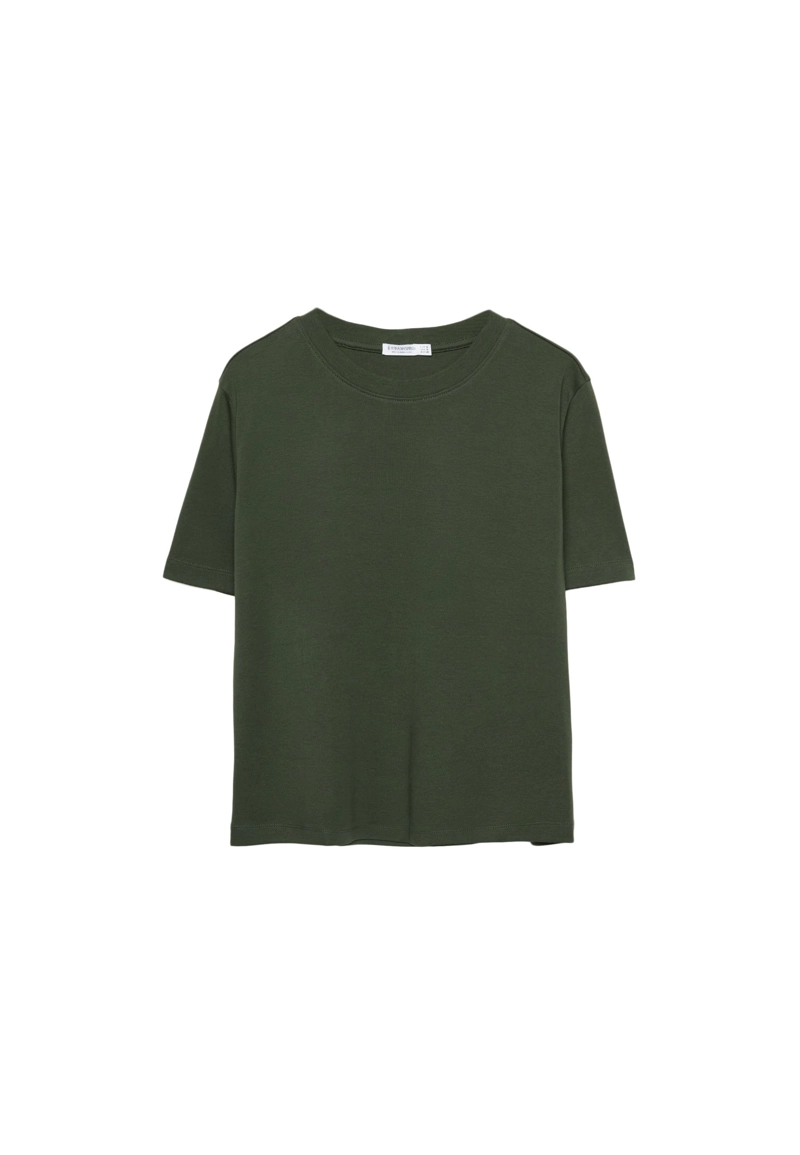 Базовая футболка классического кроя из плотной ткани