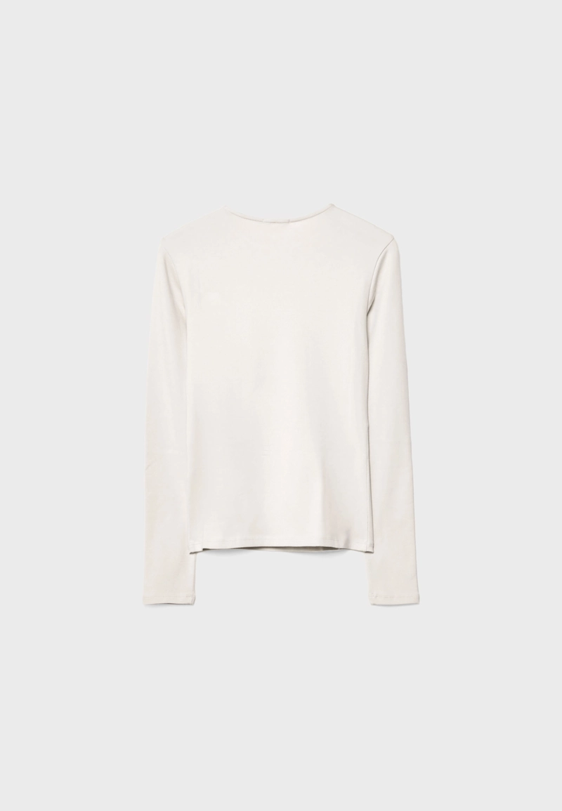 Базовая футболка с длинными рукавами