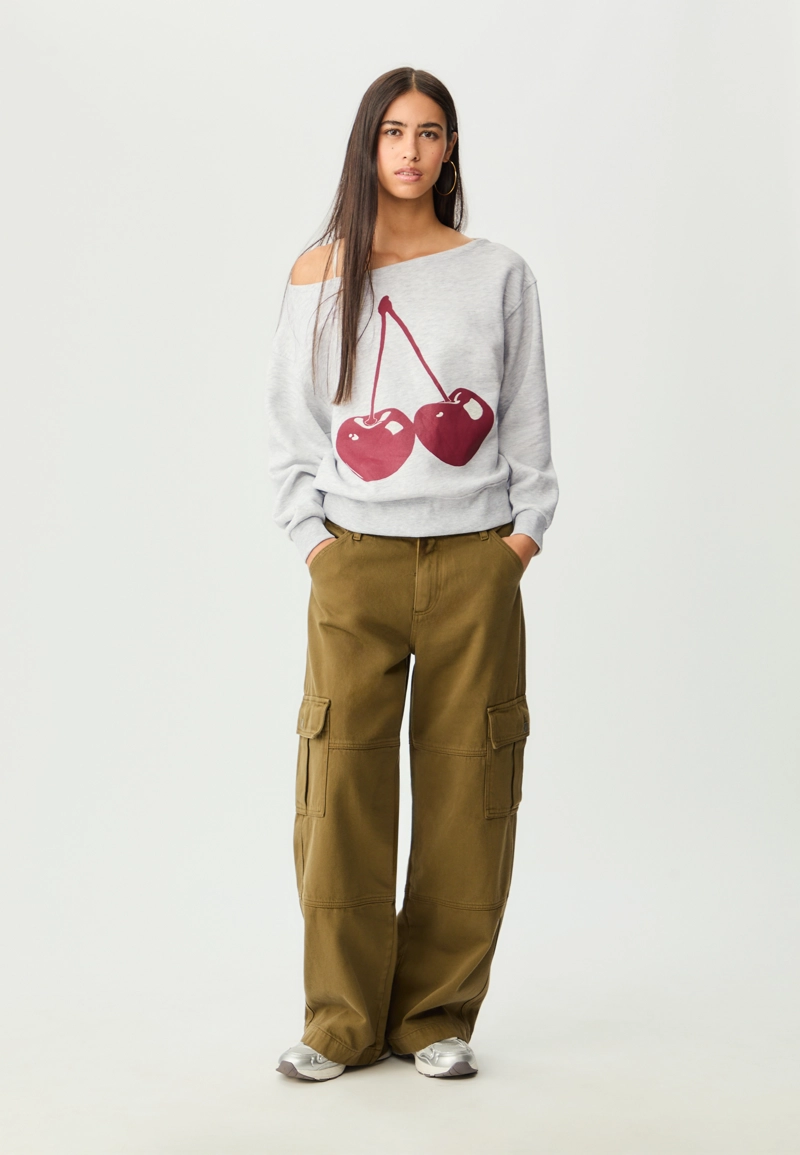 Свитшот с принтом вишни