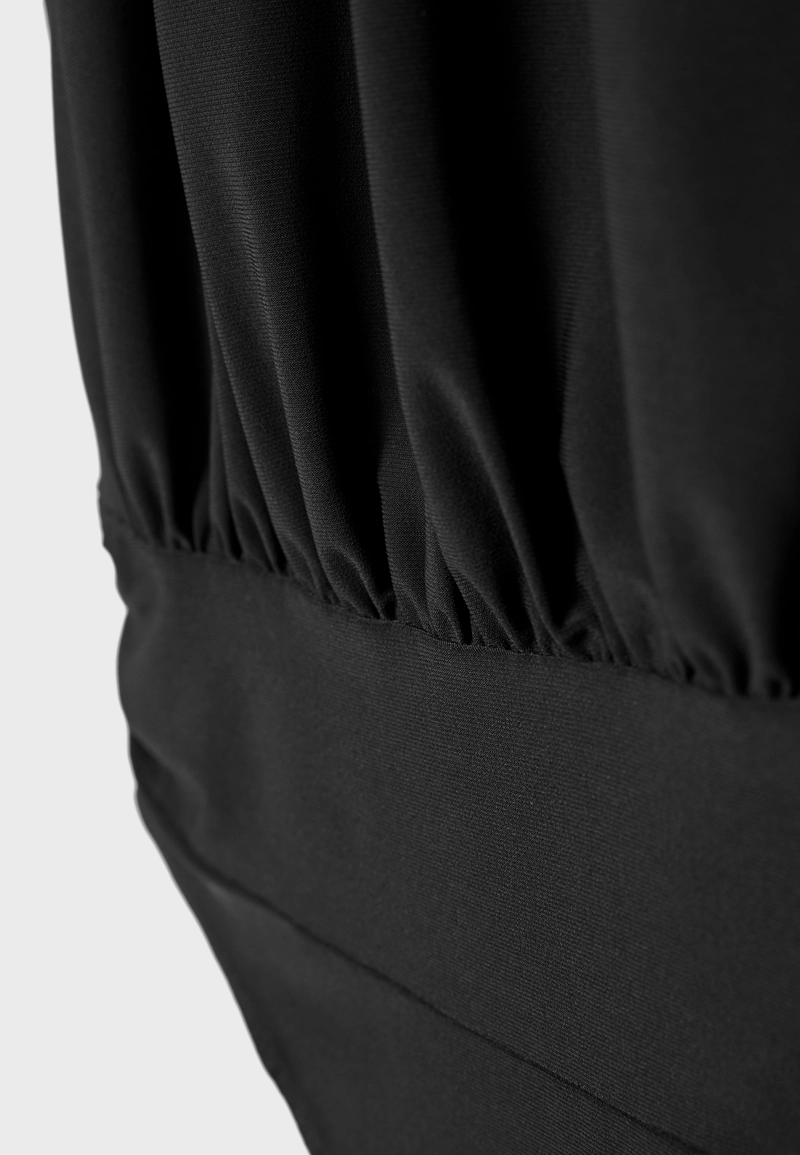 Боди с горловиной халтер и сборками