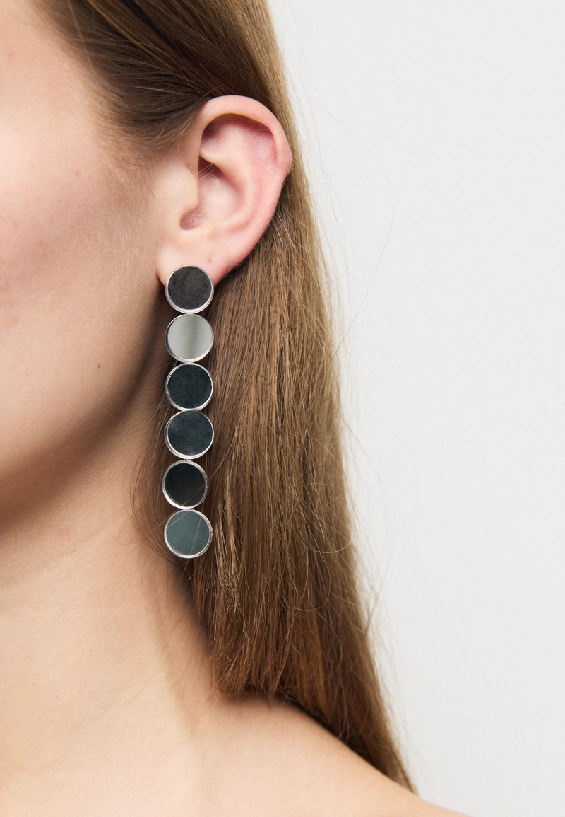 Длинные серьги-кольца