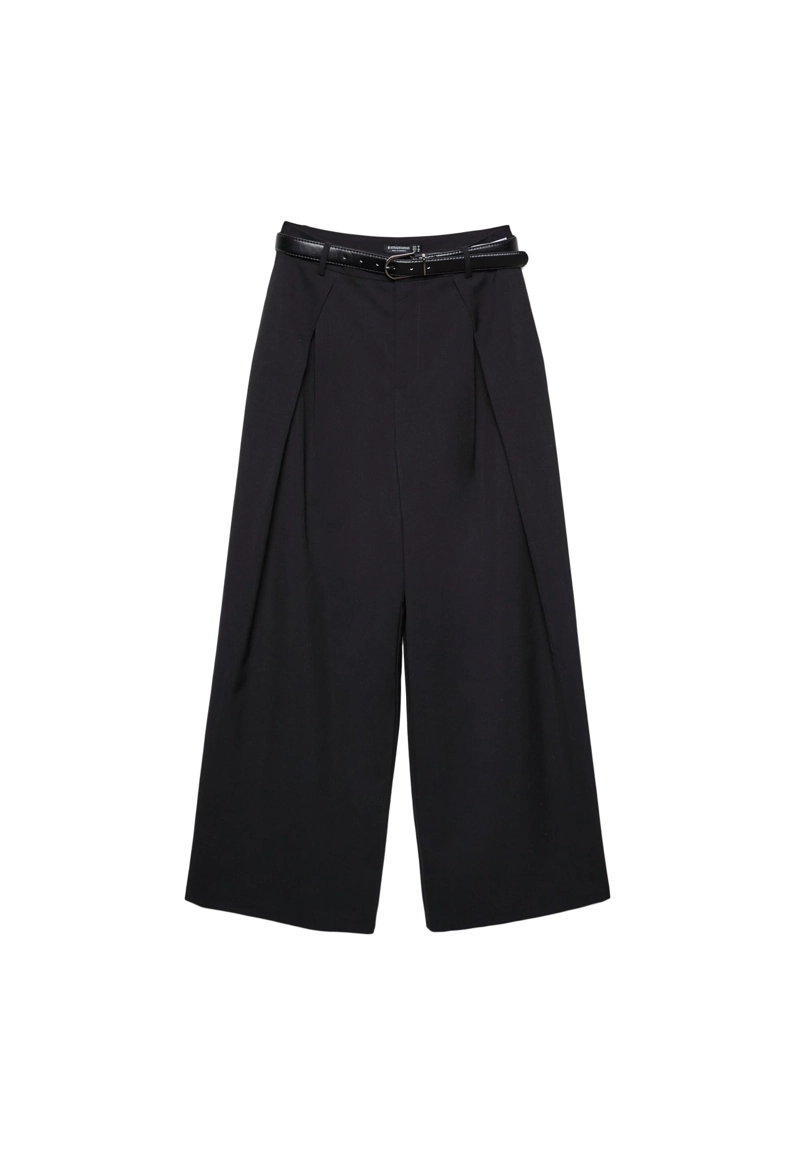 Брюки с большими защипами и ремнем