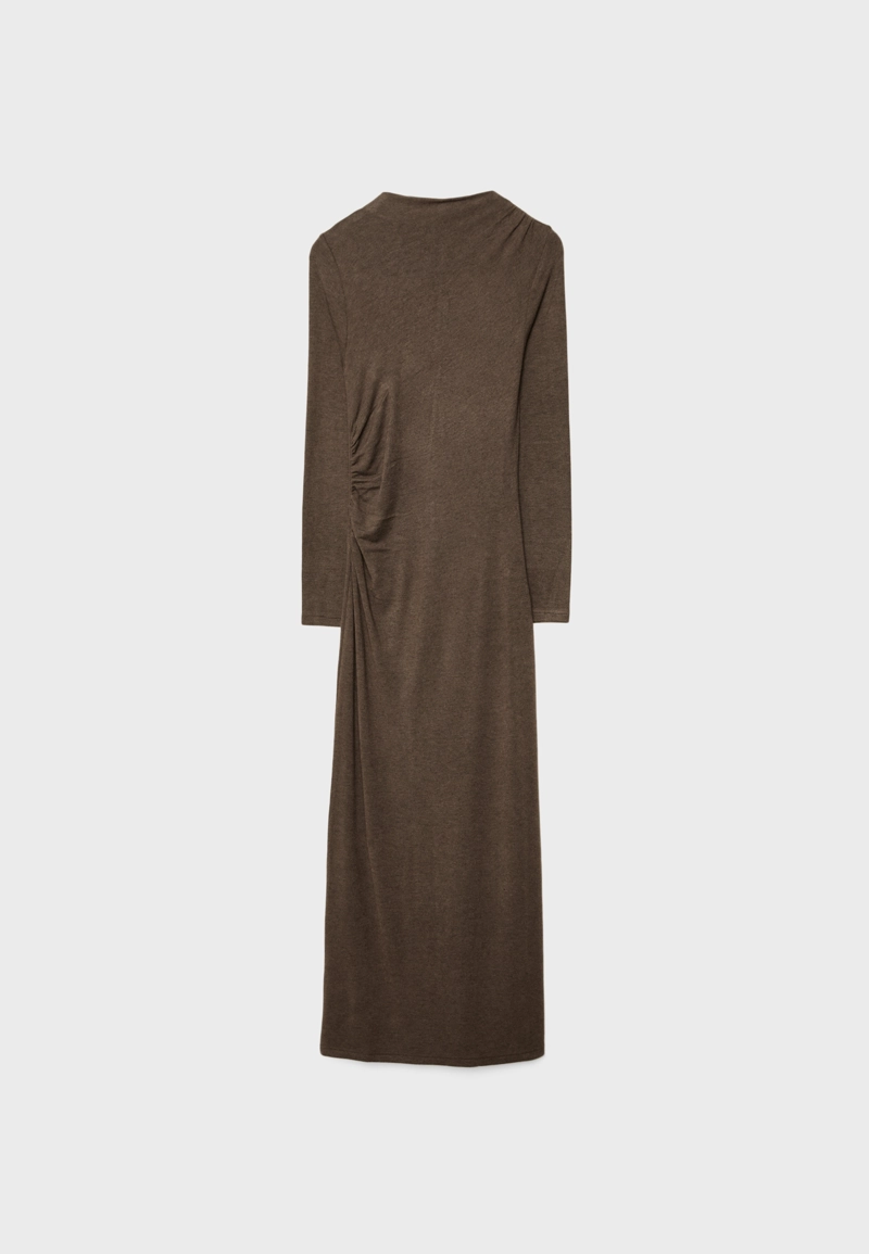 Трикотажное платье миди