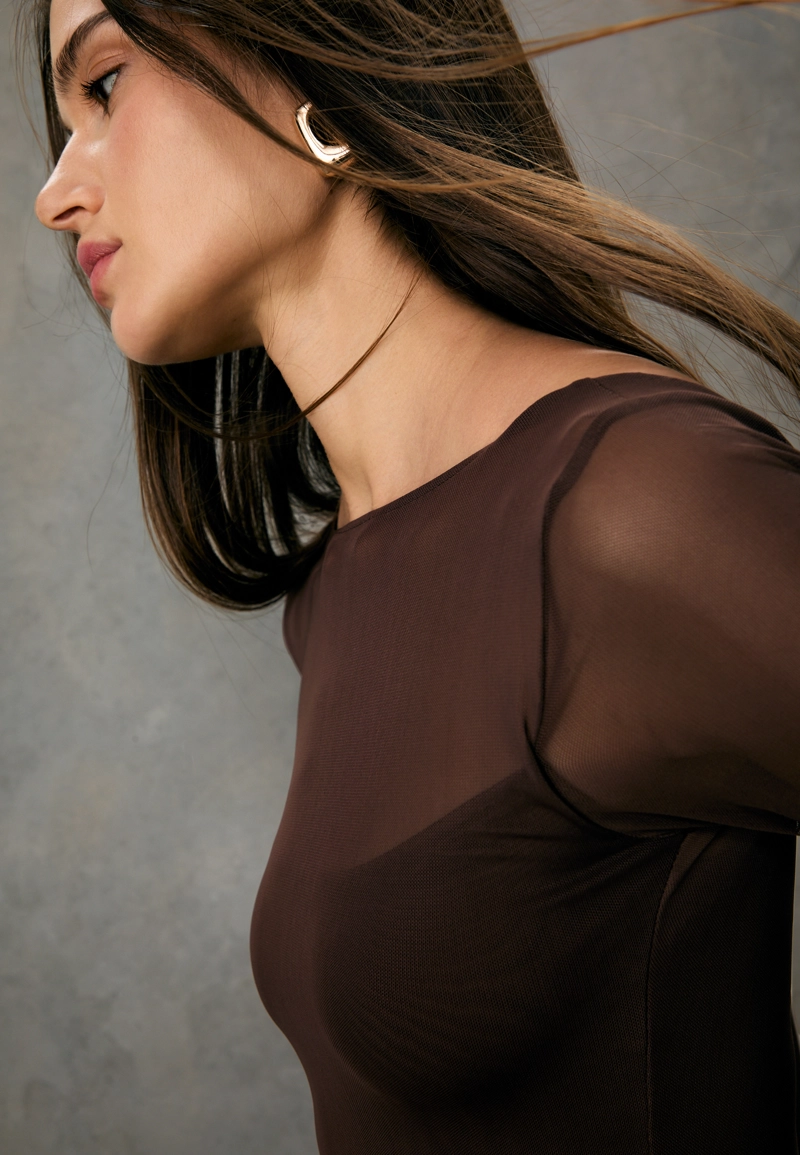 Платье миди с открытой спиной