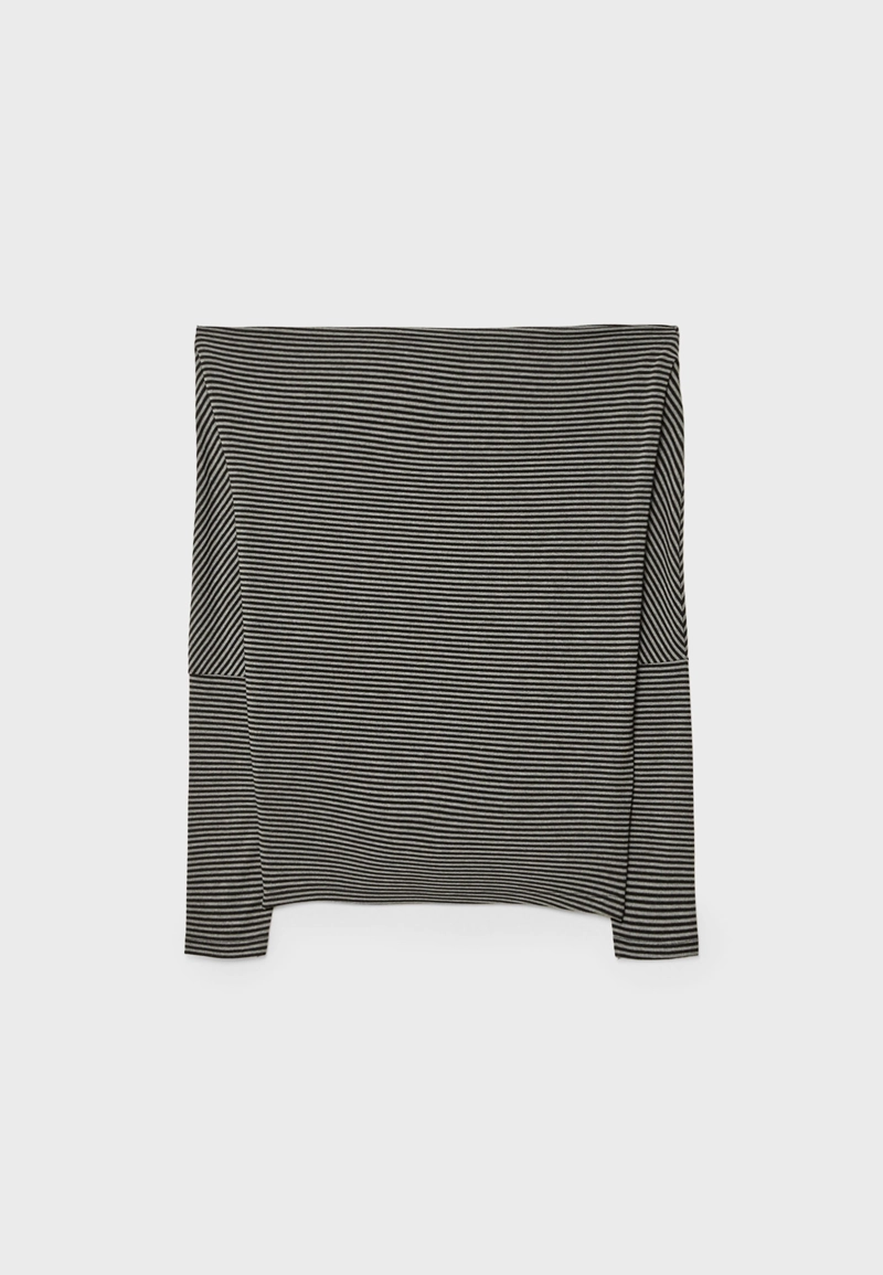 Асимметричная футболка из модала в полоску