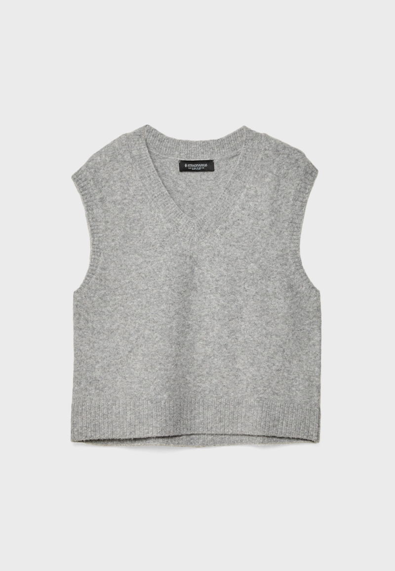 Мягкий вязаный жилет с V-образным вырезом