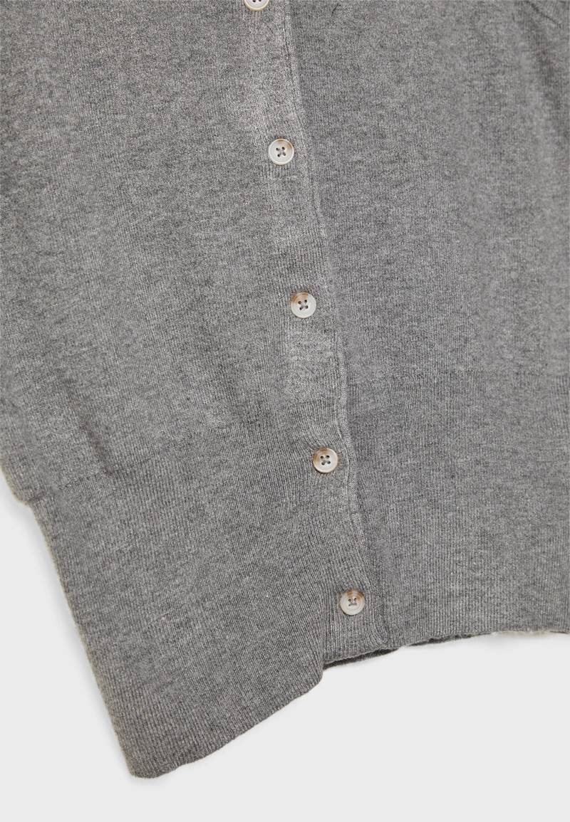 Жилет с пуговицами из вязаного полотна