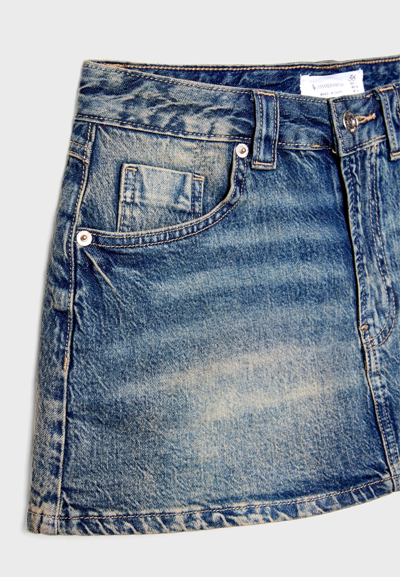 D62 Джинсовая юбка-шорты