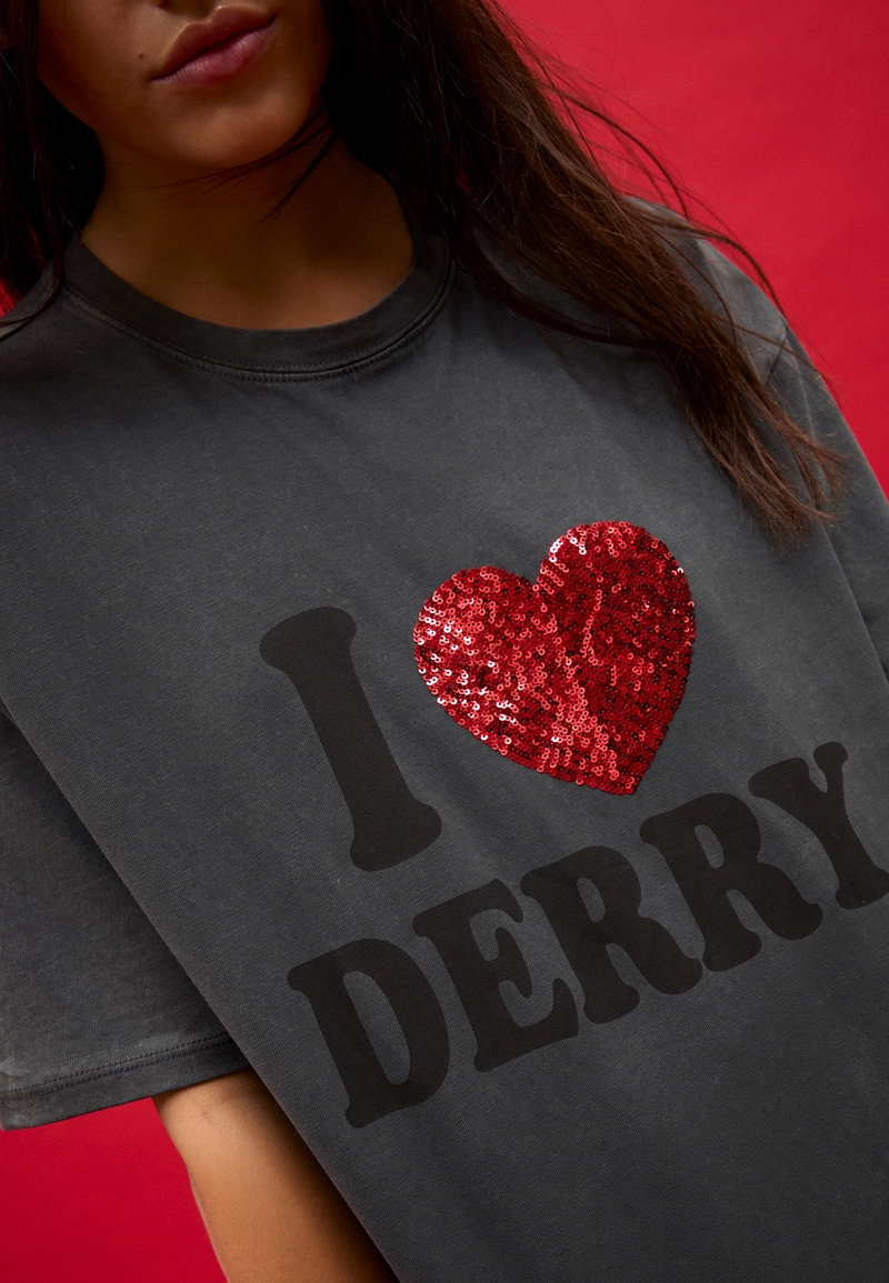 Футболка оверсайз Дерри с эффектом потертости