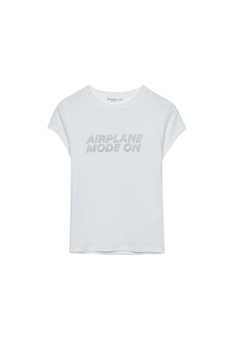 Футболка приталенная с ринестонами