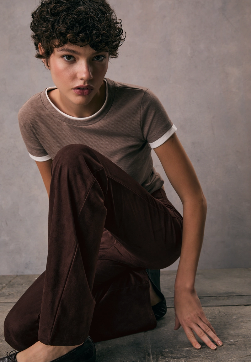 Брюки клеш из искусственной замши