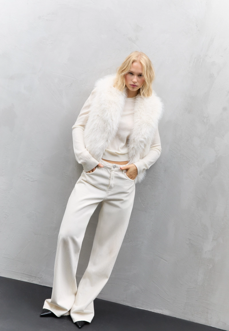 Жилет из искусственного меха