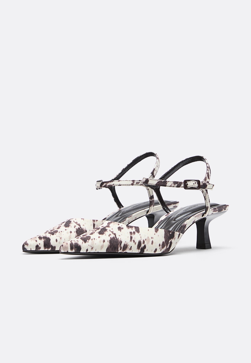 На каблуках с принтом