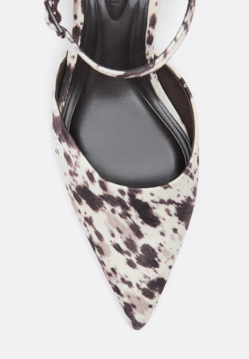 На каблуках с принтом