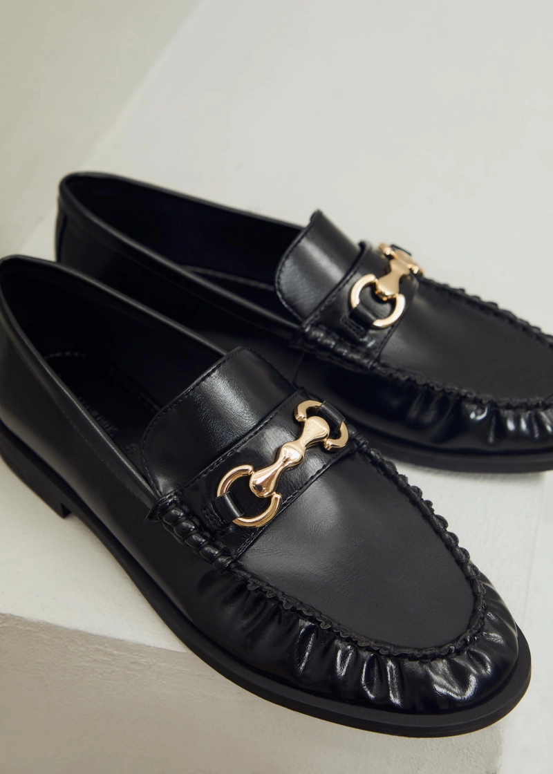 Мокасины с деталями