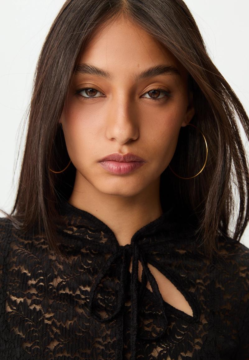 Топ на кружеве