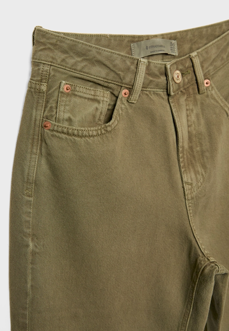 Джинсы прямого кроя d92 l04891820