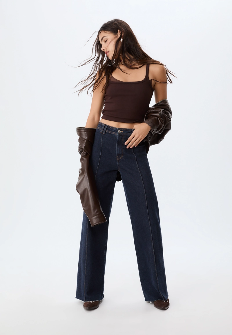 Джинсы D63 свободного кроя с декоративной строчкой