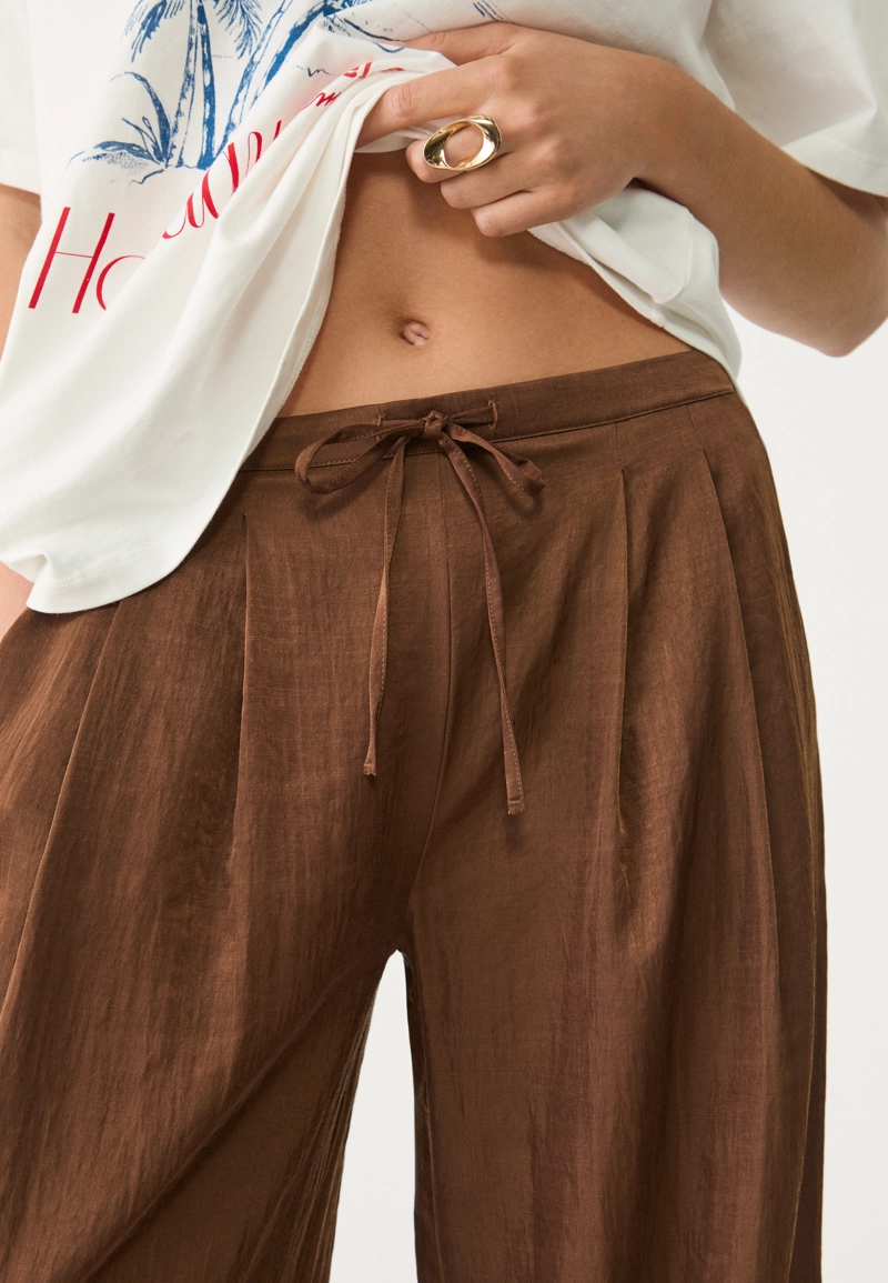 Брюки с текстурным шнурком