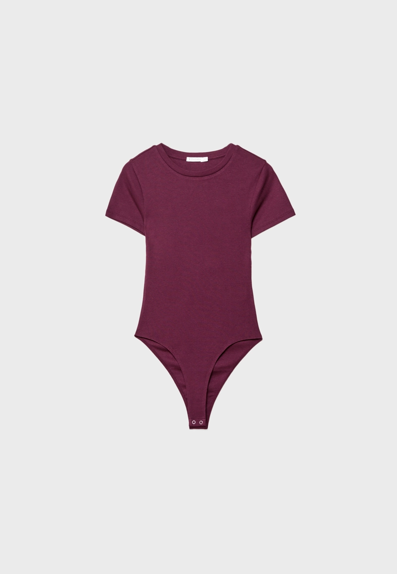 Базовый боди с круглым вырезом