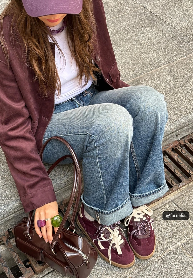 Базовая футболка с лодочным вырезом