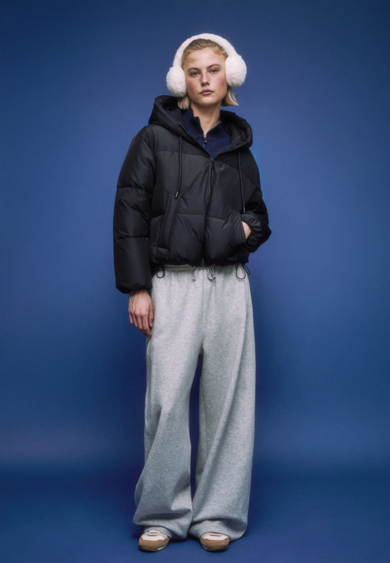 Стеганая куртка оверсайз с капюшоном